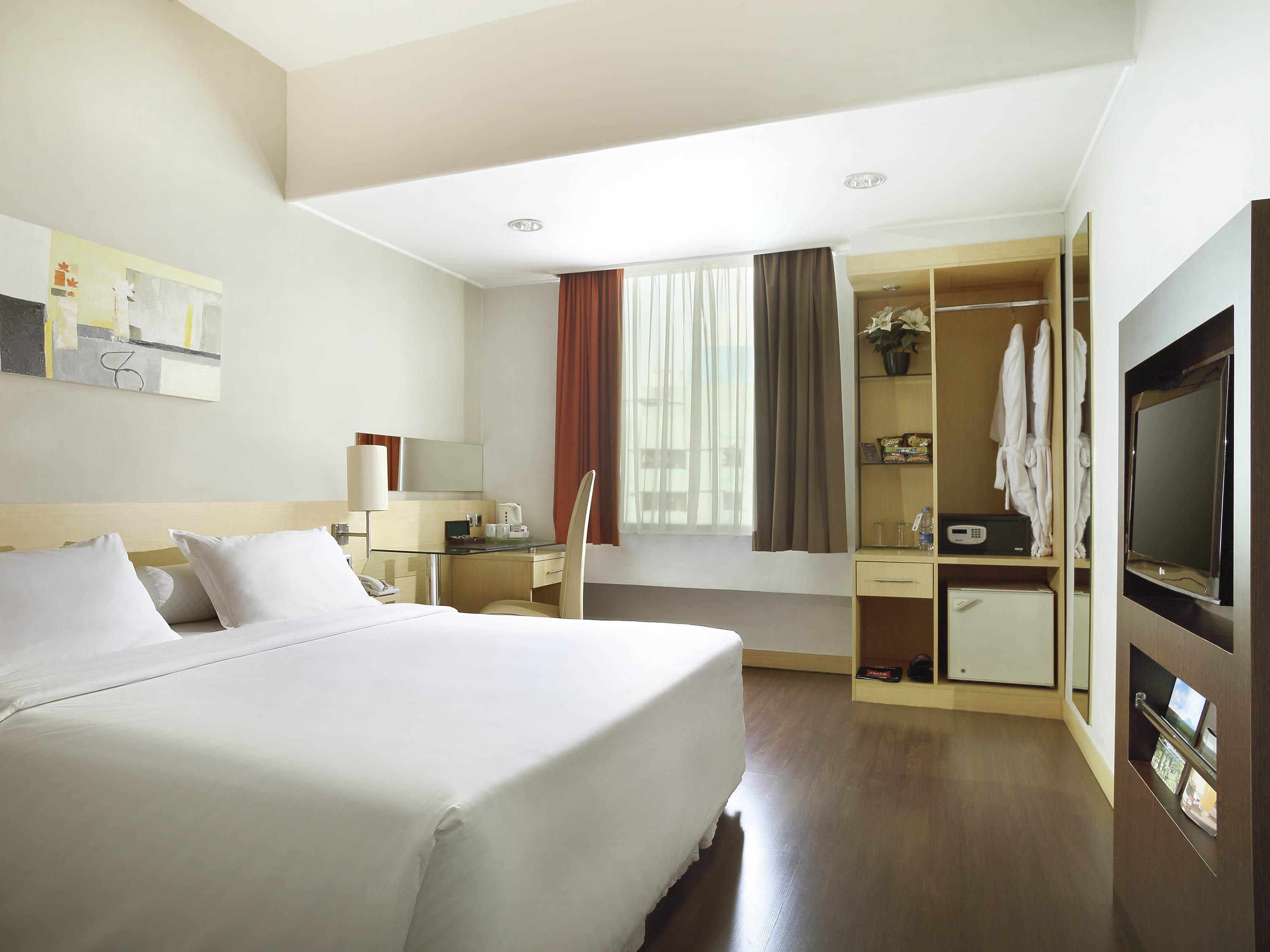 Ibis Jakarta Arcadia Exterior foto