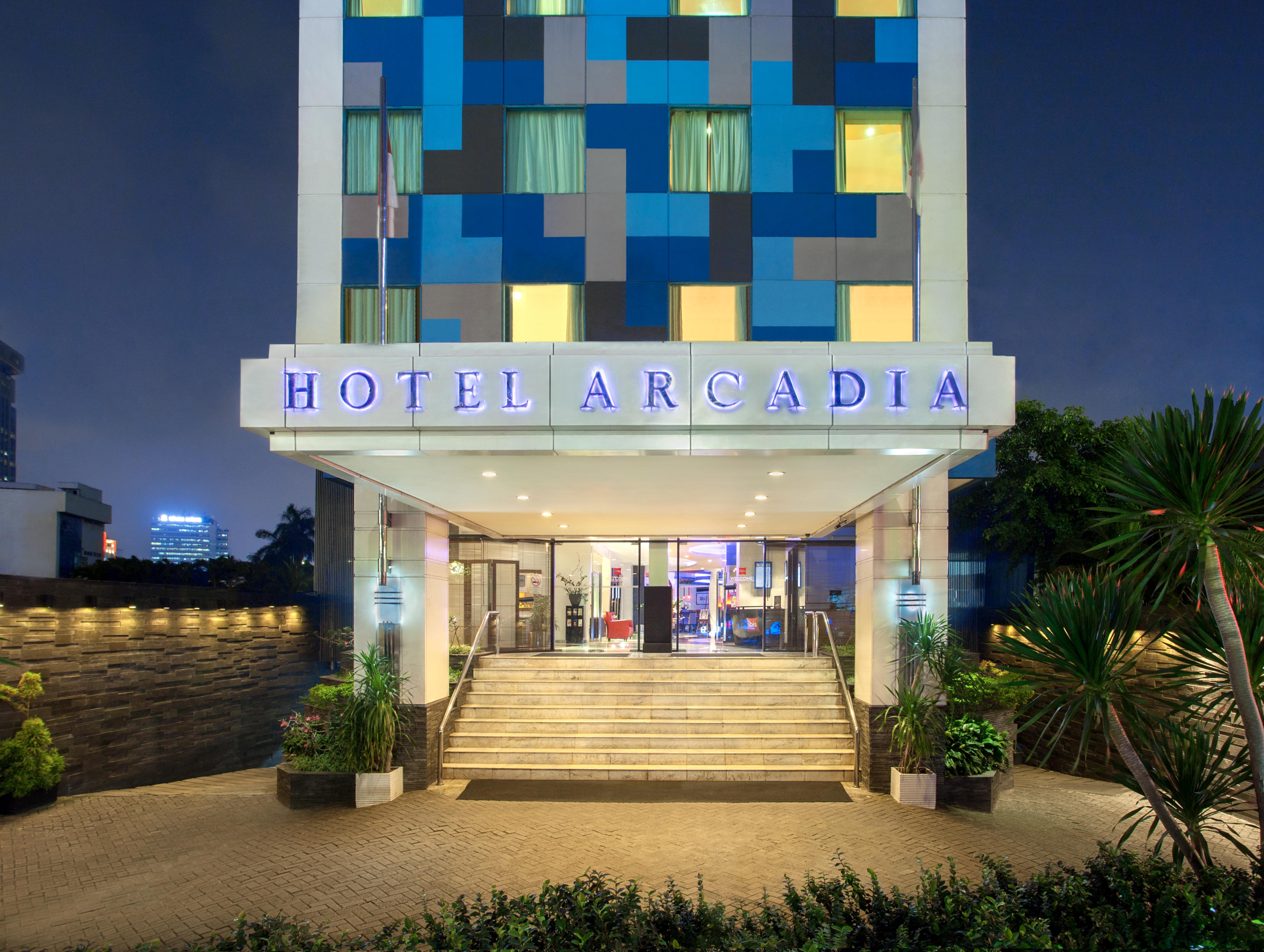 Ibis Jakarta Arcadia Exterior foto